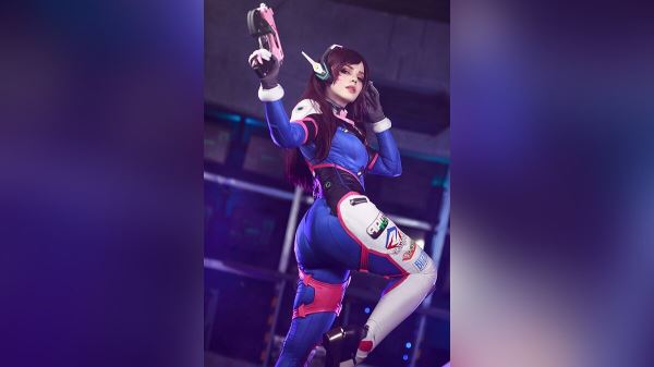 Косплеерша показала реальных Кирико и D.Va из Overwatch 2